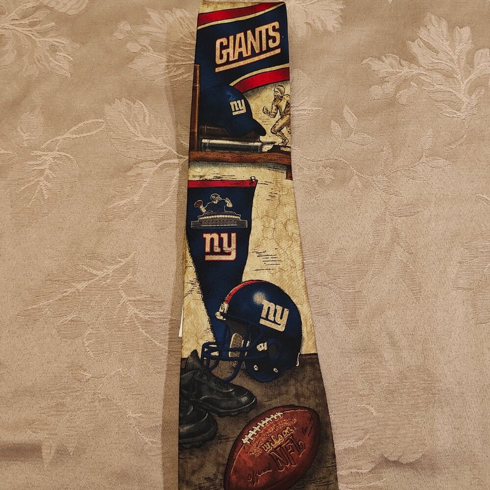 NFL Eagles Wings 100% Silk New York Giants Nostalgia Tie, New With Tags! - Picture 3 of 7